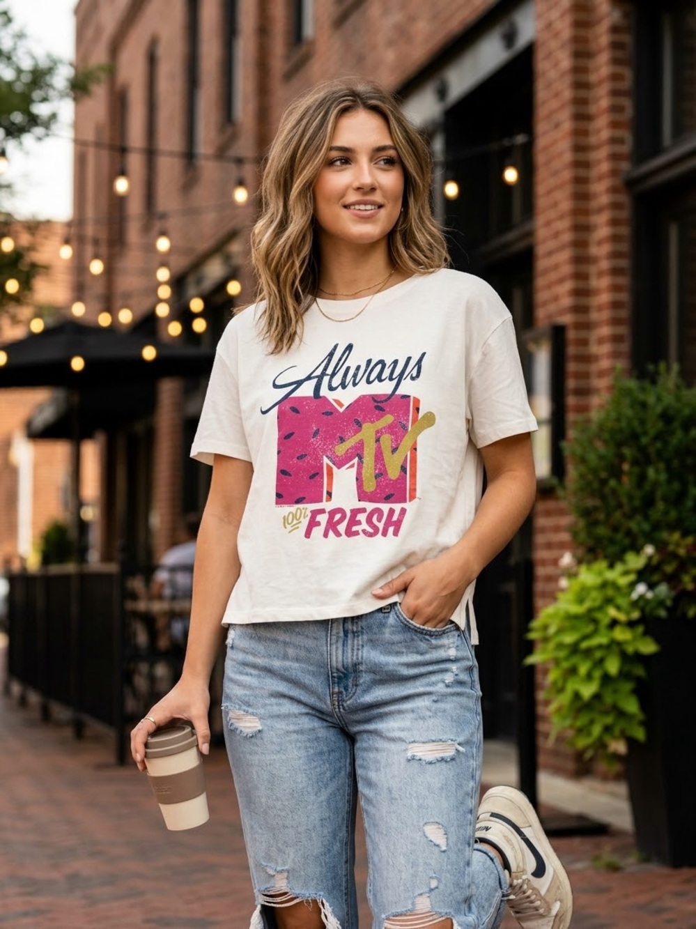 NWOT Maurices MTV Always 100% Fresh Graphic Tee Cream Boxy Shirt L